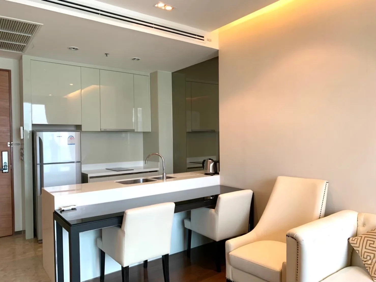 The Address Sukhumvit 28 — photo 4