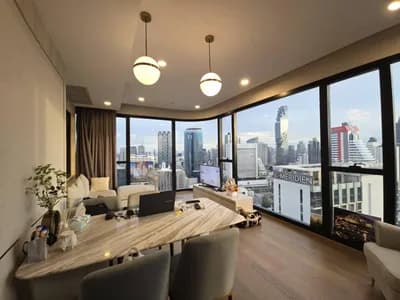 Ashton Chula - Silom