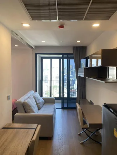 Ashton Chula - Silom