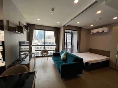 Ashton Chula - Silom