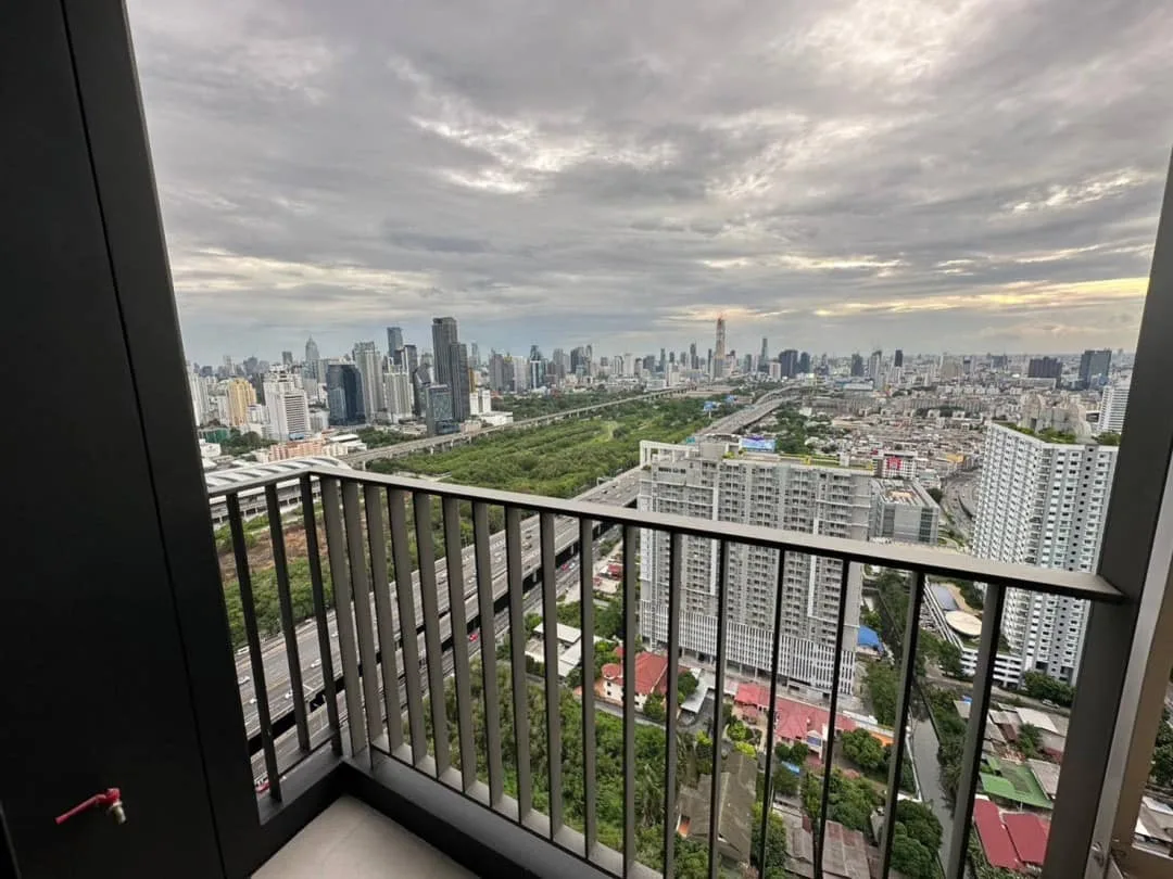 LIFE Asoke - Rama 9 — photo 7