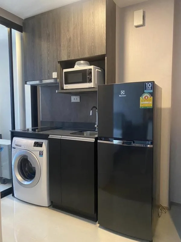Sky Walk Condominium — photo 11