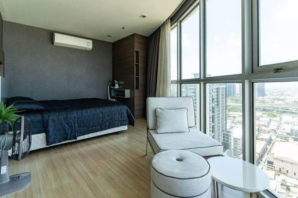 Sky Walk Condominium — photo 4