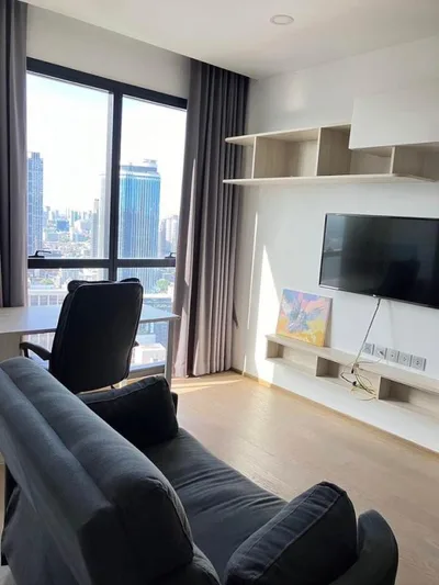 Ashton Chula - Silom