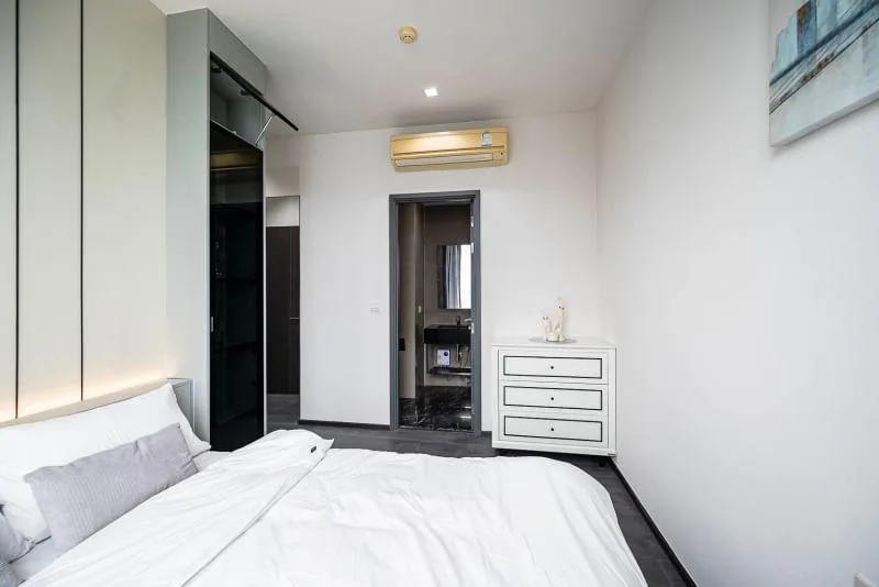 Edge Sukhumvit 23 — photo 11