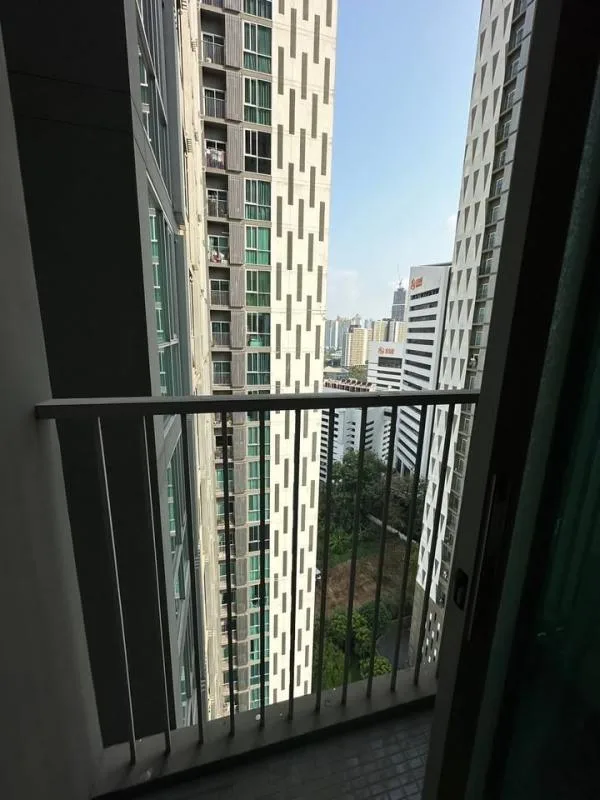 Noble Revolve Ratchada — photo 14