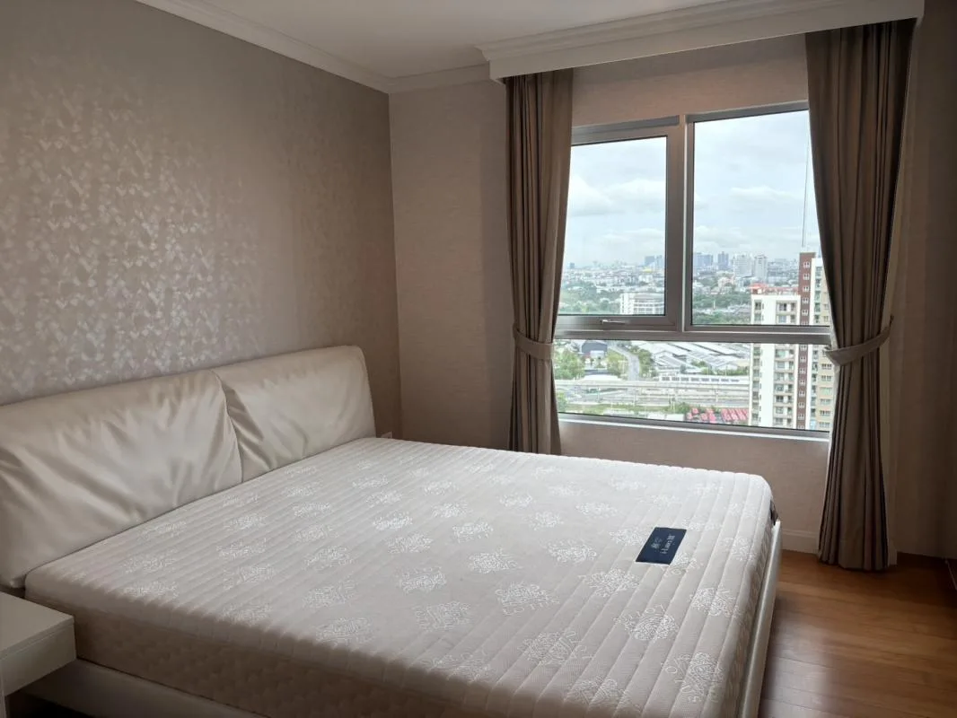 Belle Grand Rama 9 — photo 12