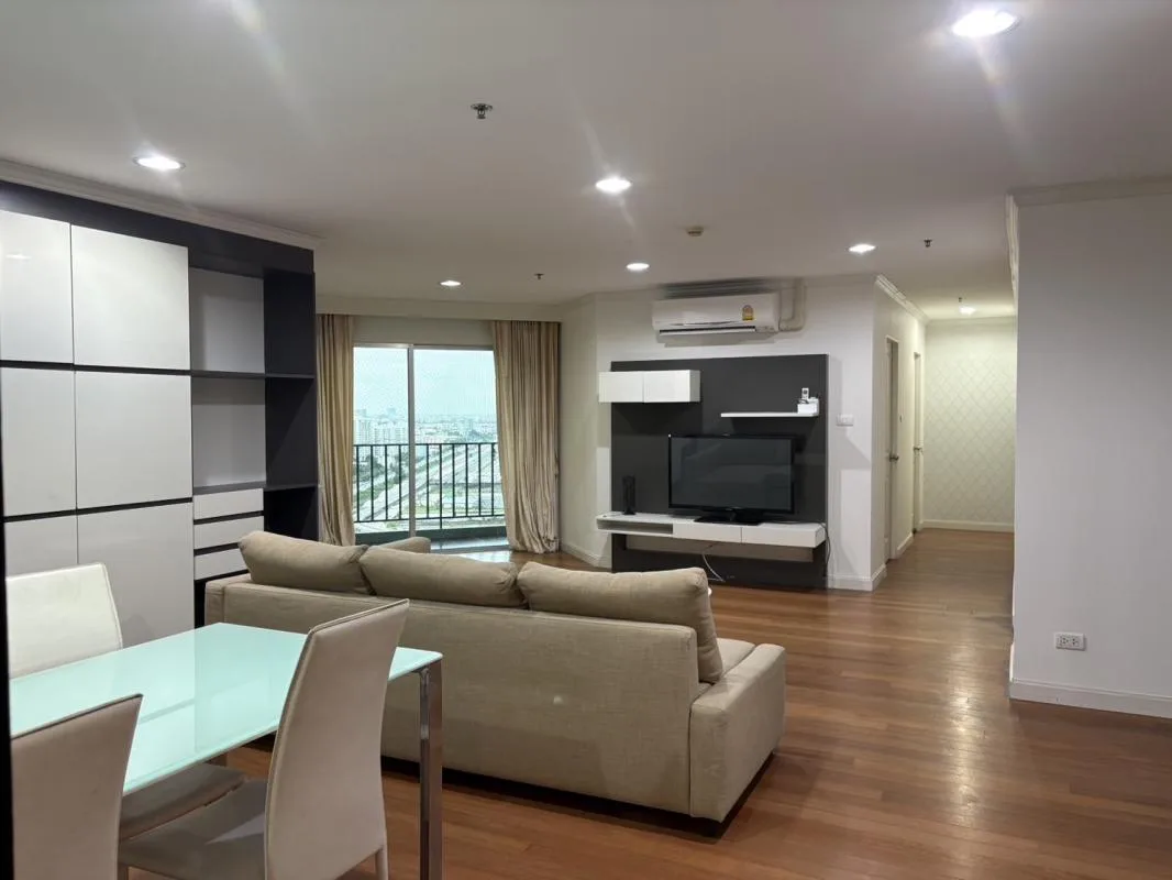 Belle Grand Rama 9 — photo 3