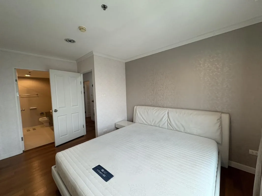 Belle Grand Rama 9 — photo 10