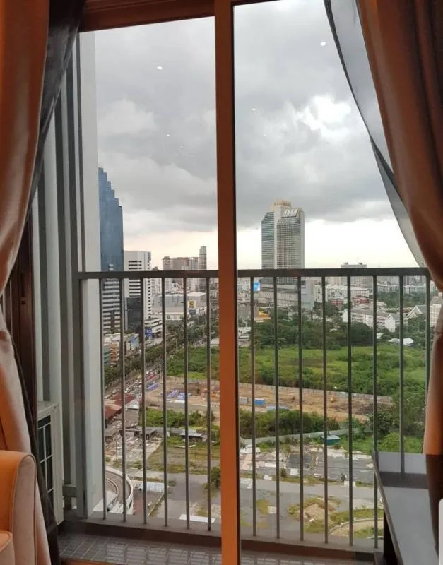 Noble Revolve Ratchada — photo 3