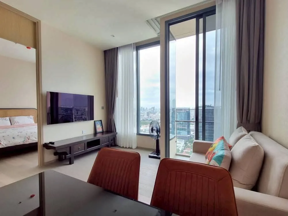 The Esse Asoke — photo 3