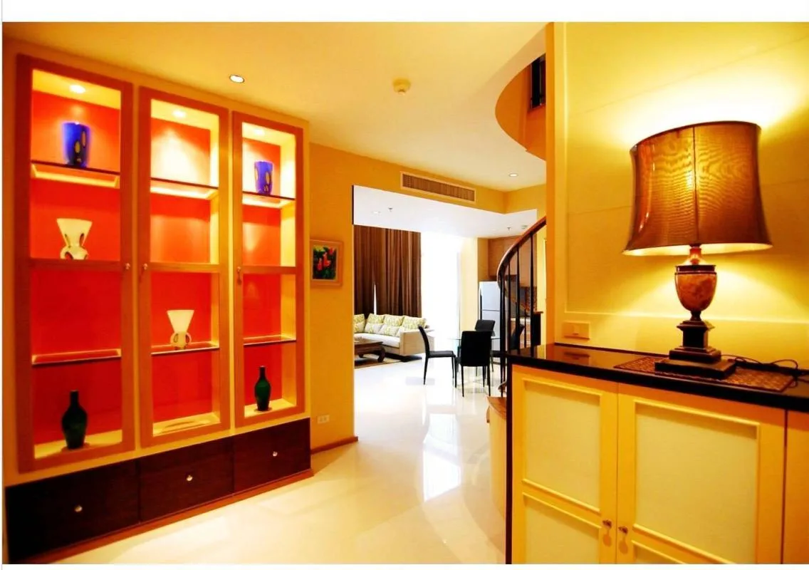 The Emporio Place — photo 3