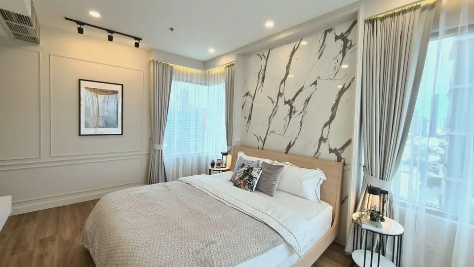 The Emporio Place — photo 8