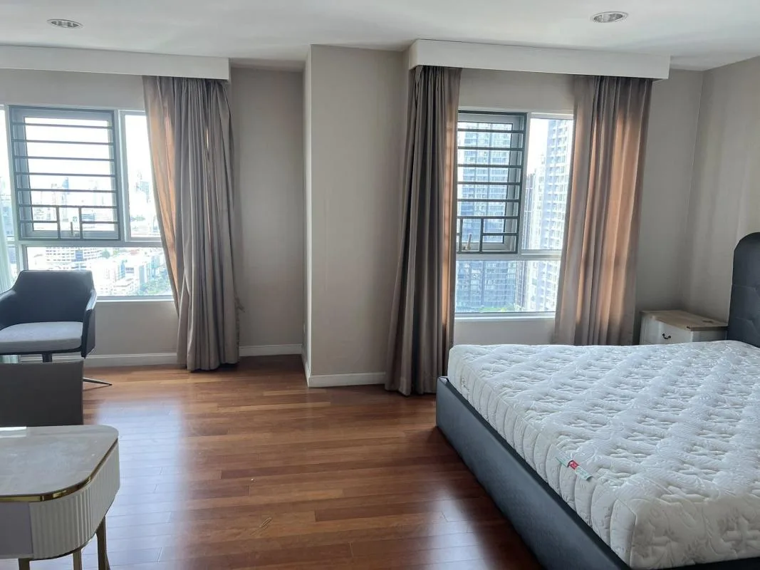 Belle Grand Rama 9 — photo 12