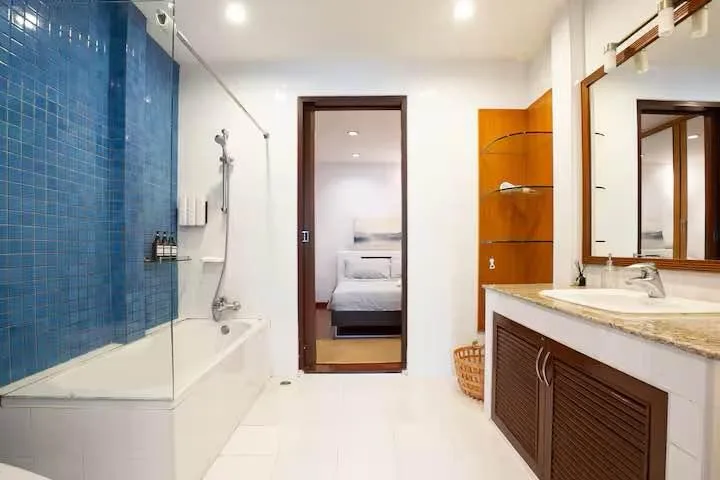 Townhome — photo 16