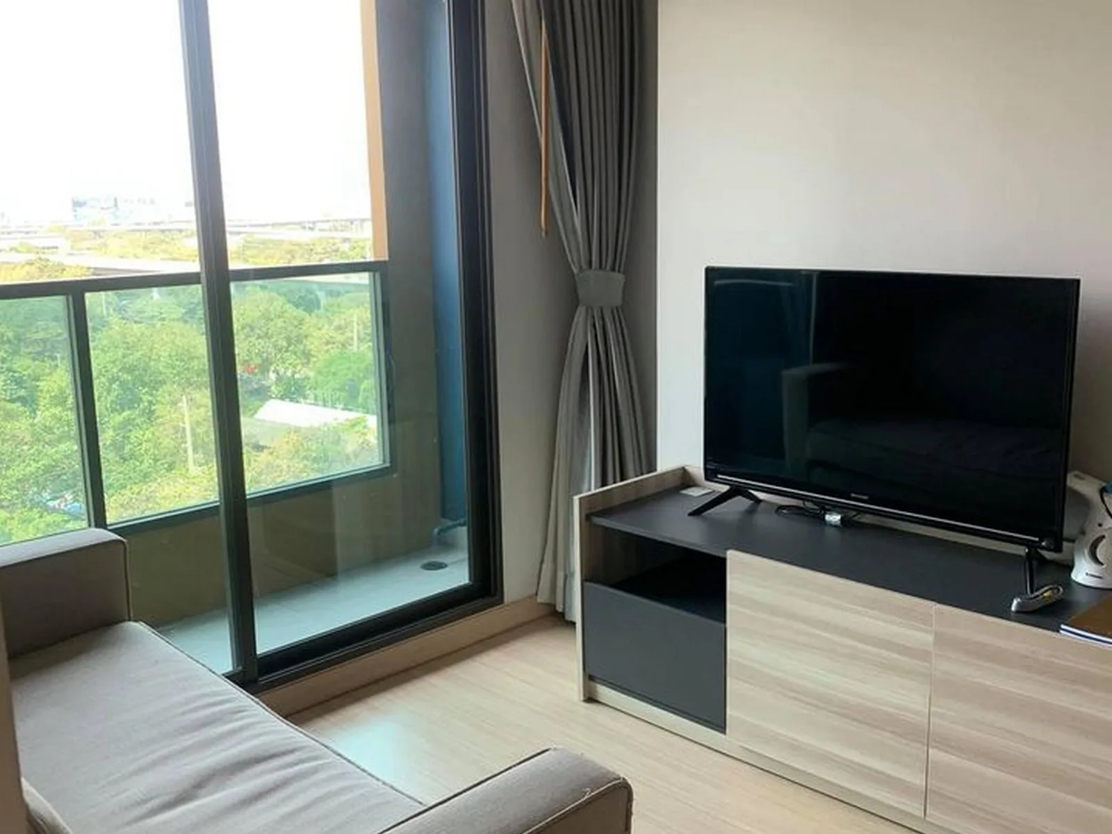 Lumpini Suite Phetchaburi - Makkasan — photo 11