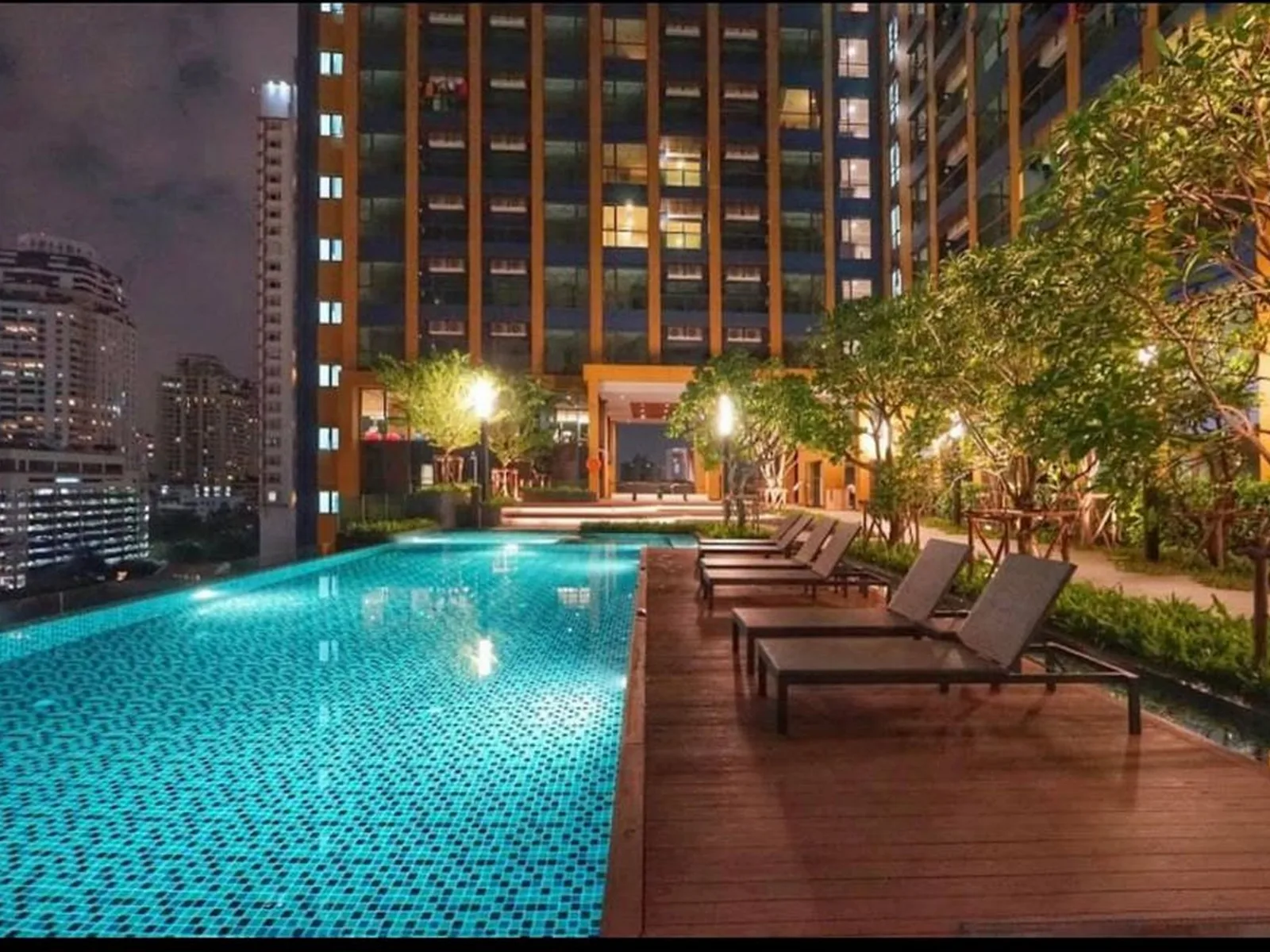 Lumpini Suite Phetchaburi - Makkasan — photo 14