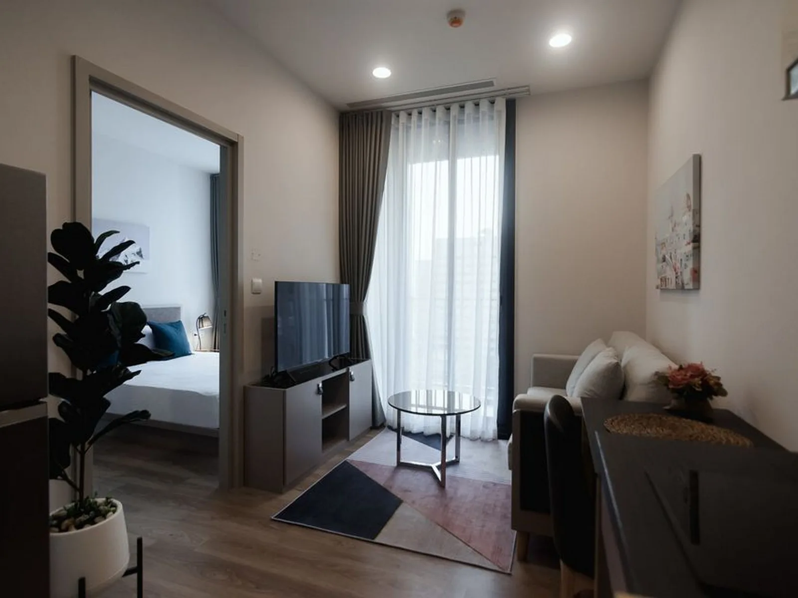 OKA HAUS Sukhumvit 36 — photo 1