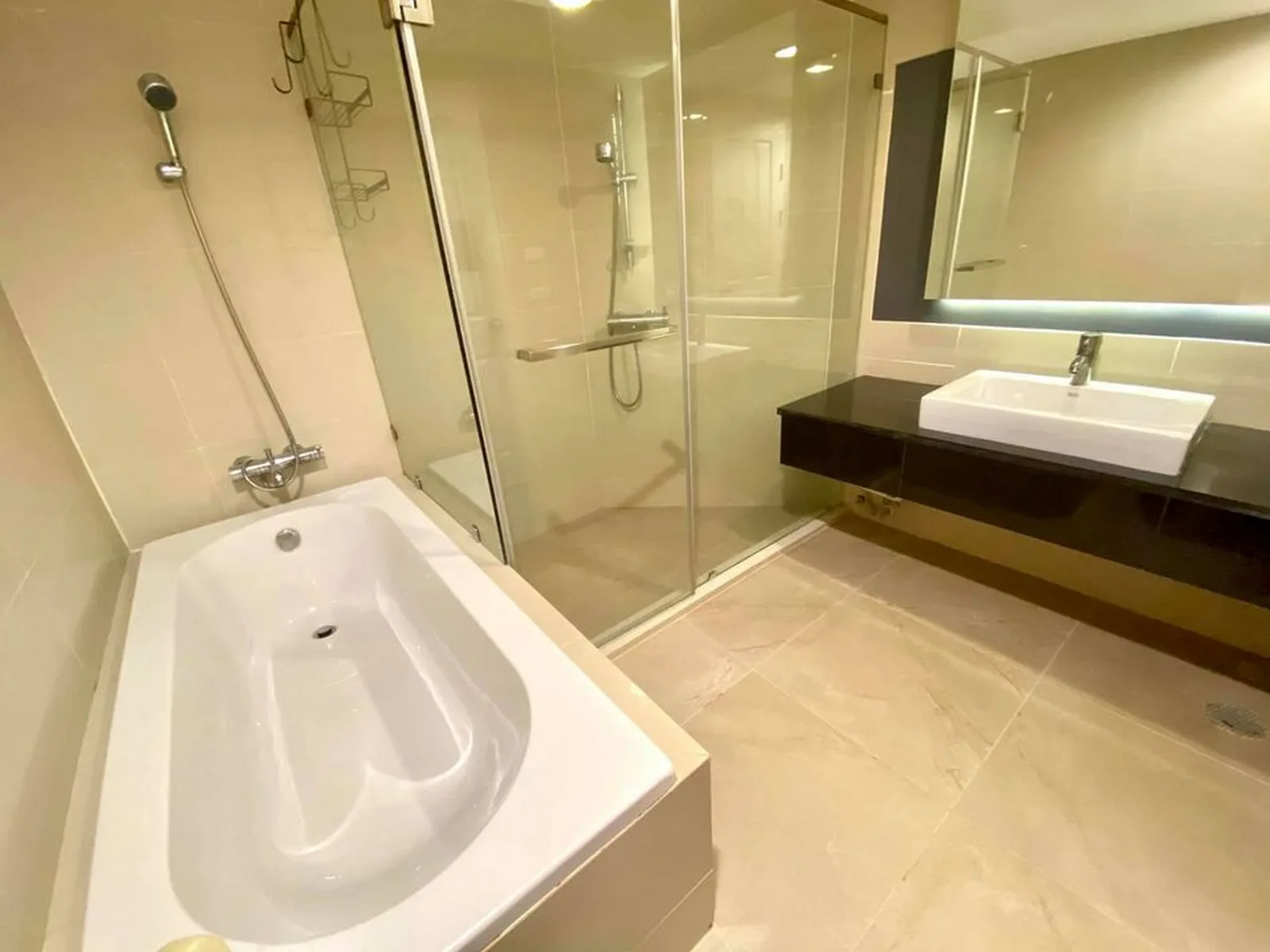 Belle Grand Rama 9 — photo 9