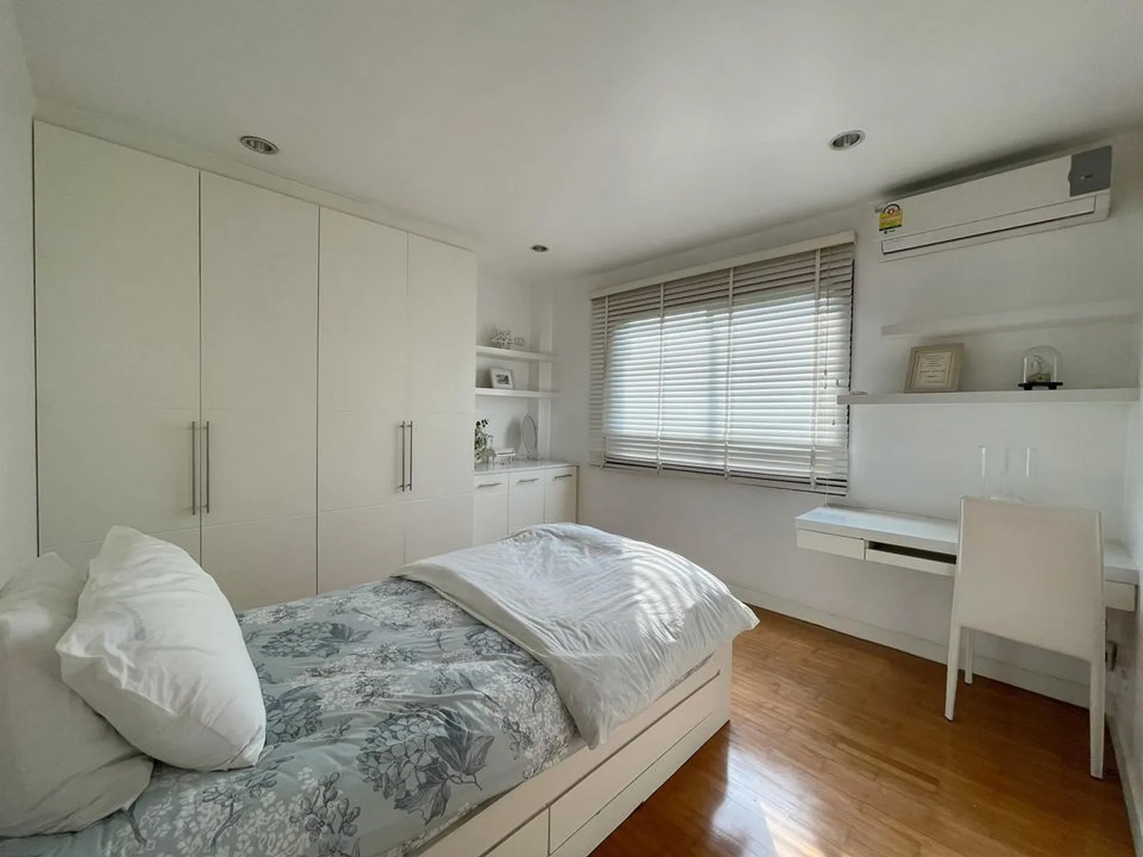 Townhome — photo 10