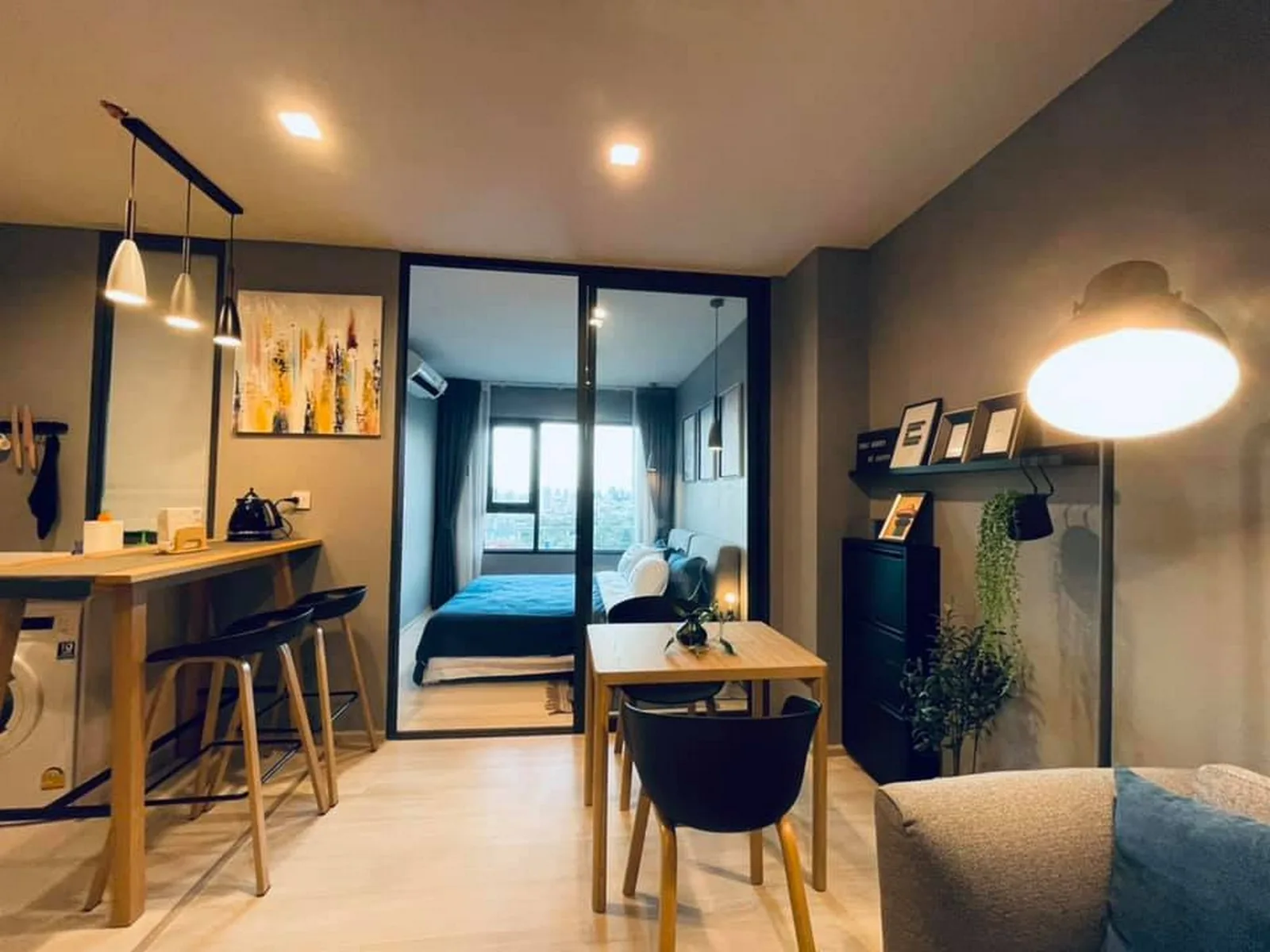 Life One Wireless — photo 1