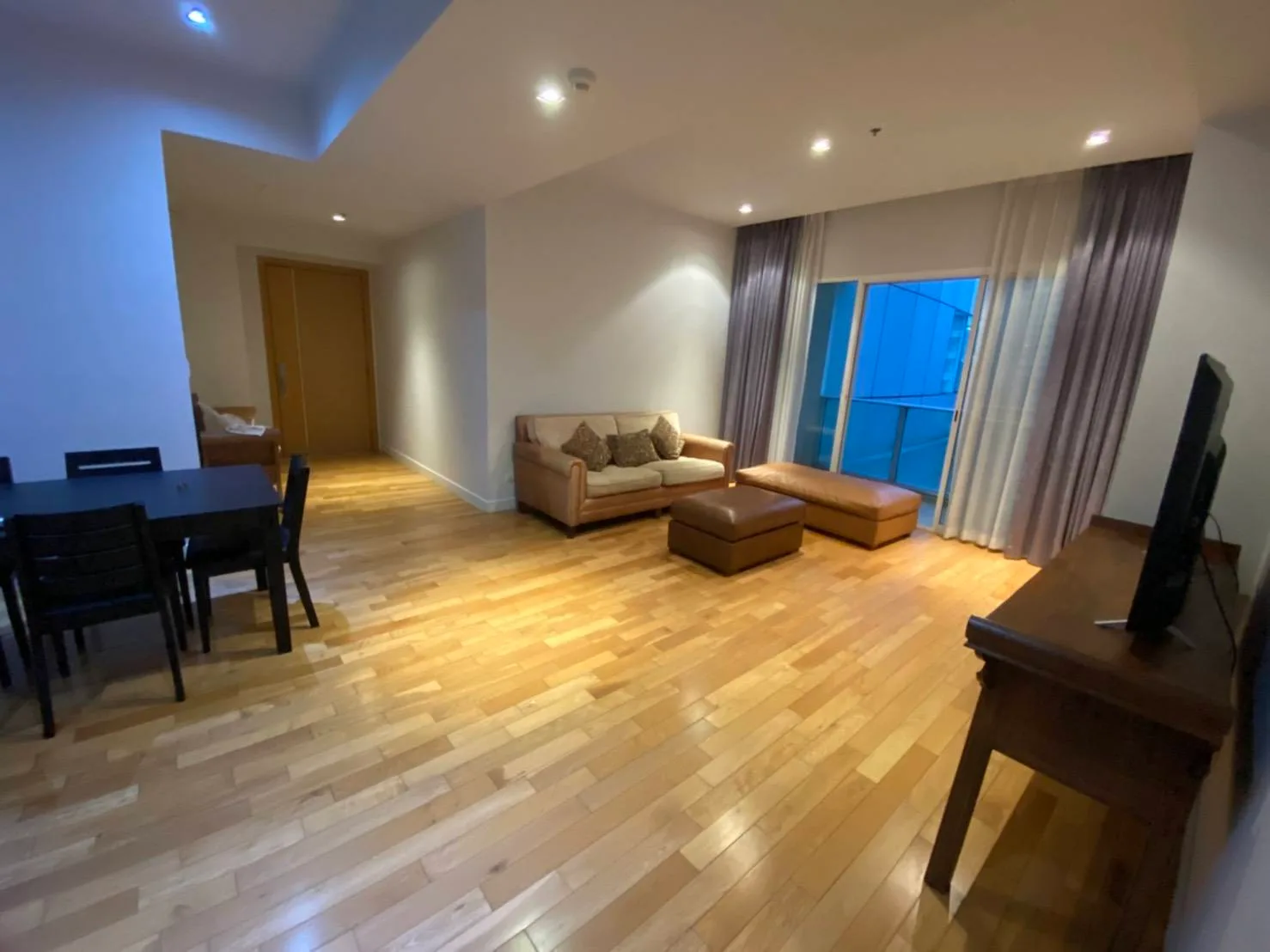 Millennium Residence — photo 2