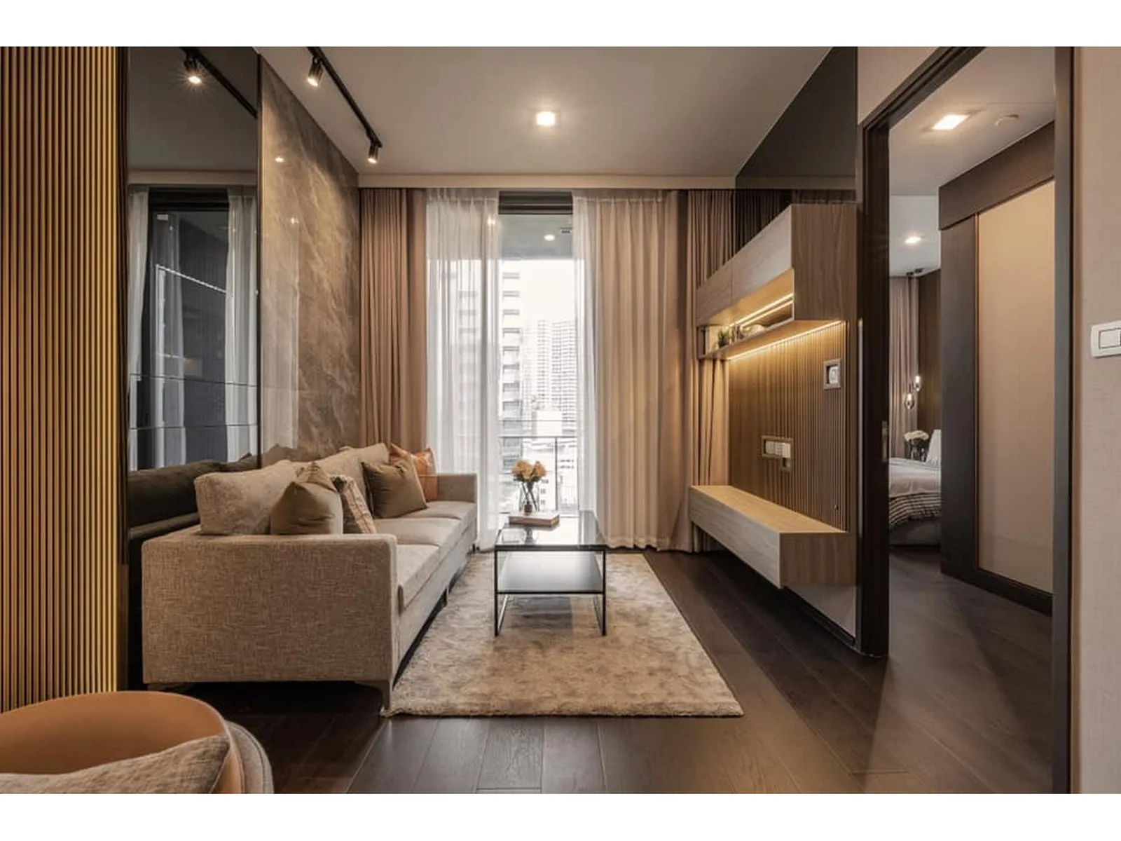 Laviq Sukhumvit 57 — photo 2