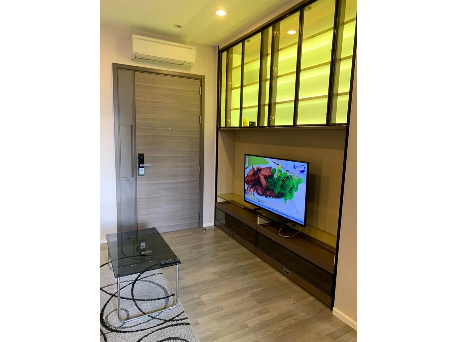 The Room Sukhumvit 69 — photo 3