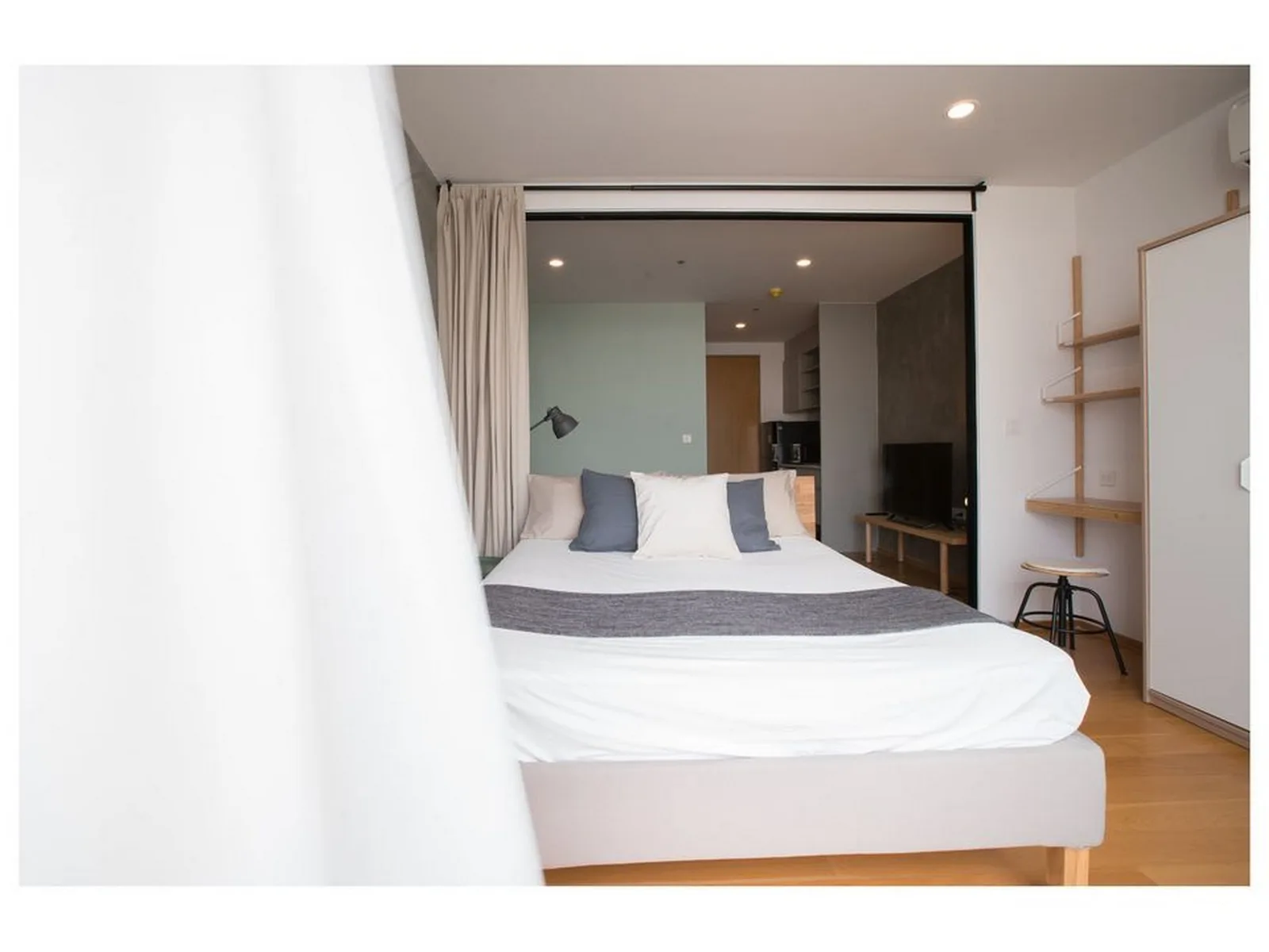 Noble Revolve Silom — photo 4