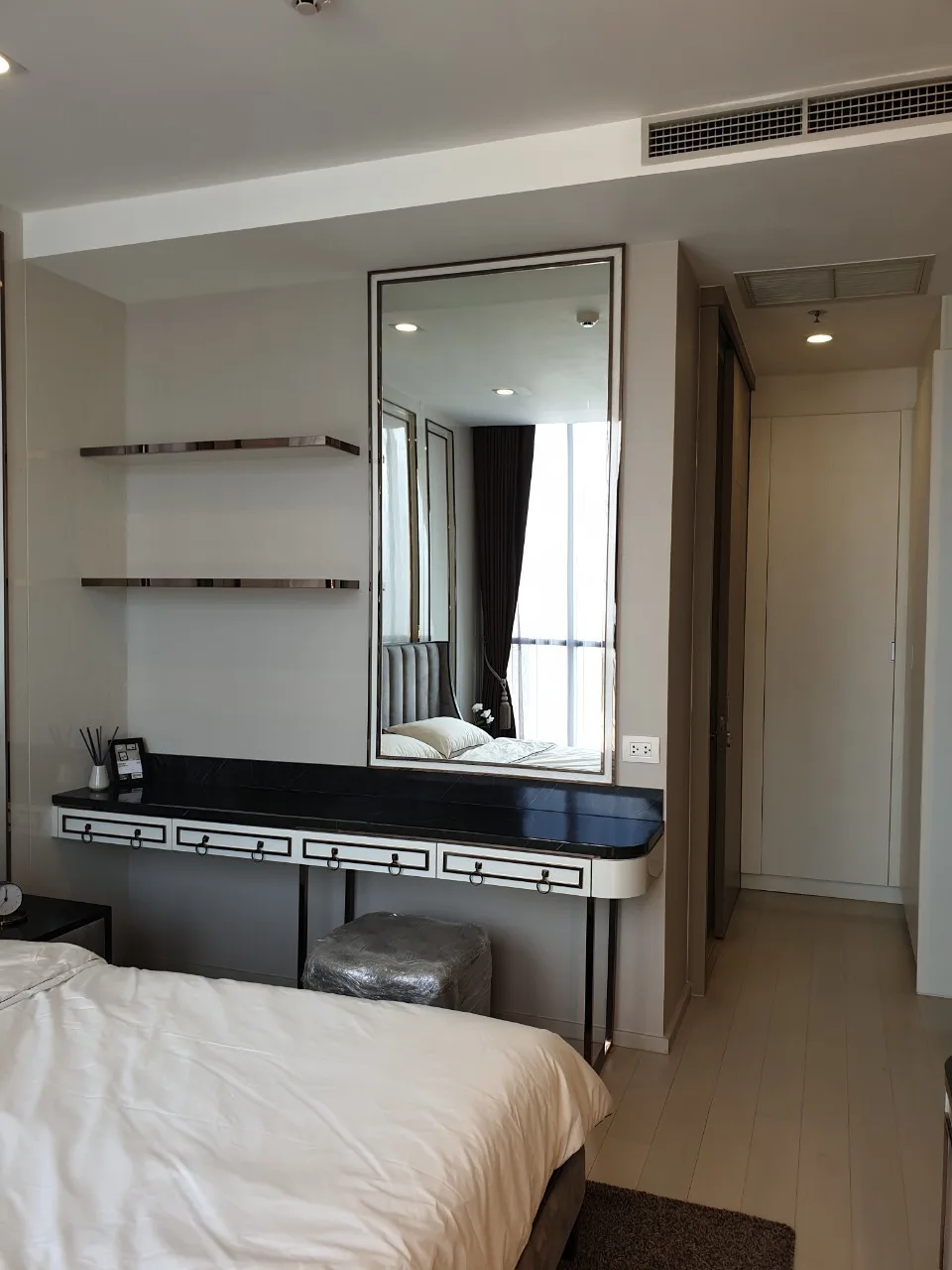 Noble Ploenchit — photo 11