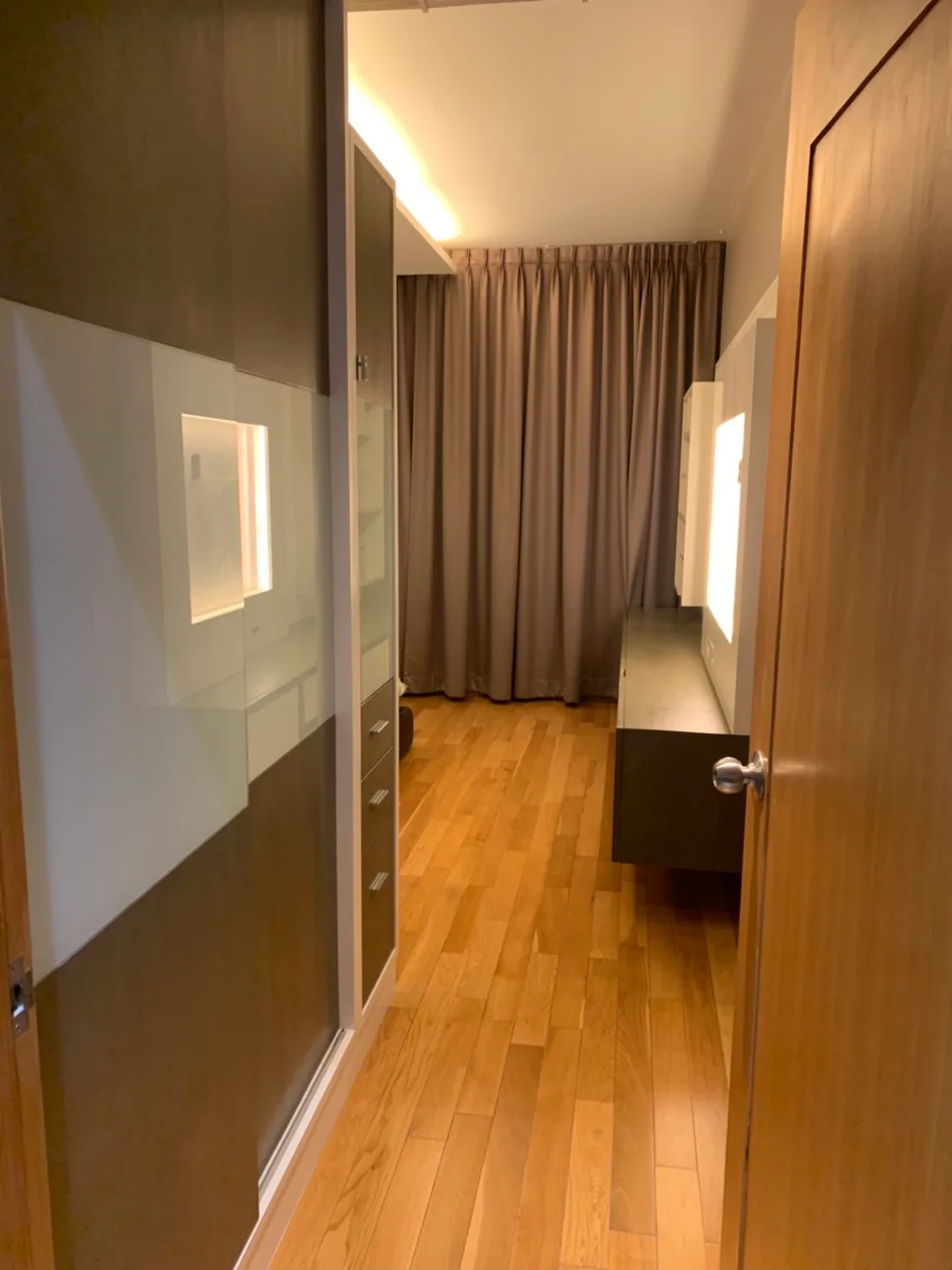 The Emporio Place — photo 9