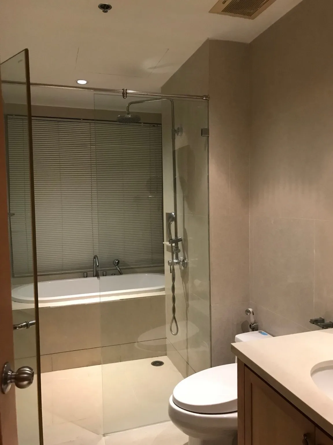 The Emporio Place — photo 9