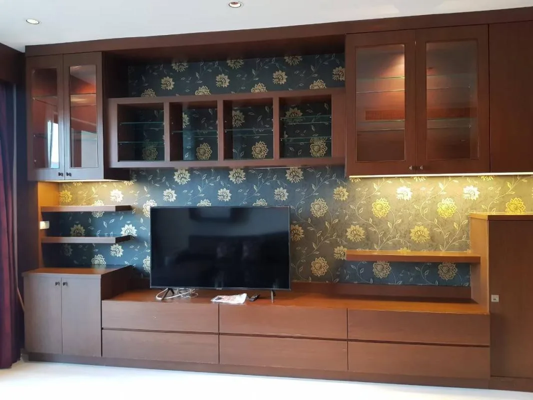 The Emporio Place — photo 2