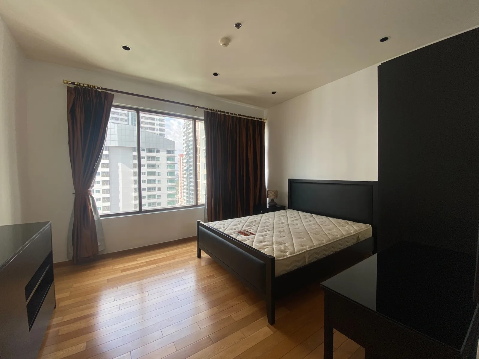 The Emporio Place — photo 5
