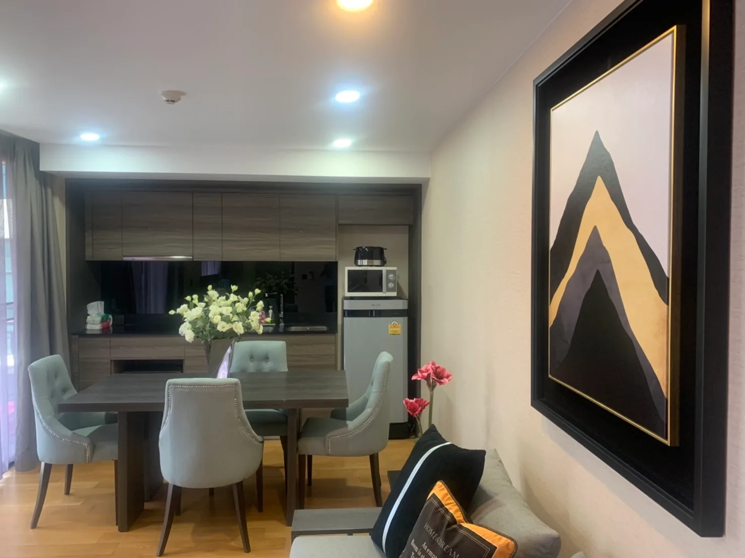 Klass Condo Langsuan — photo 10