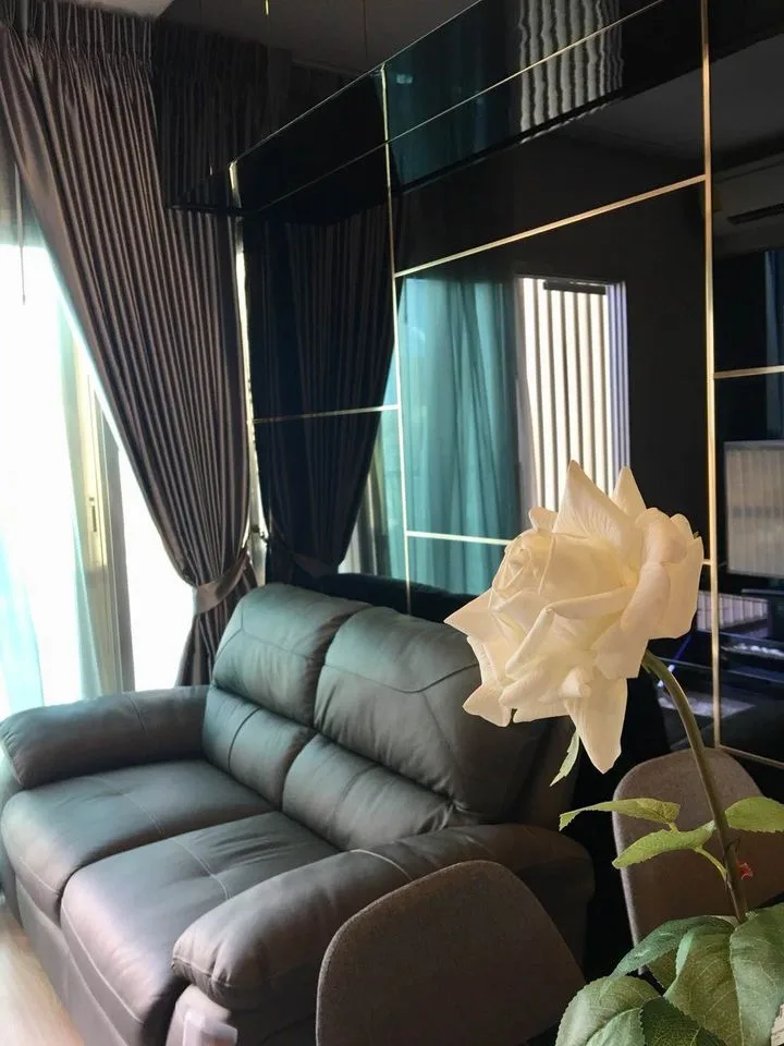 Noble Revolve Ratchada — photo 1