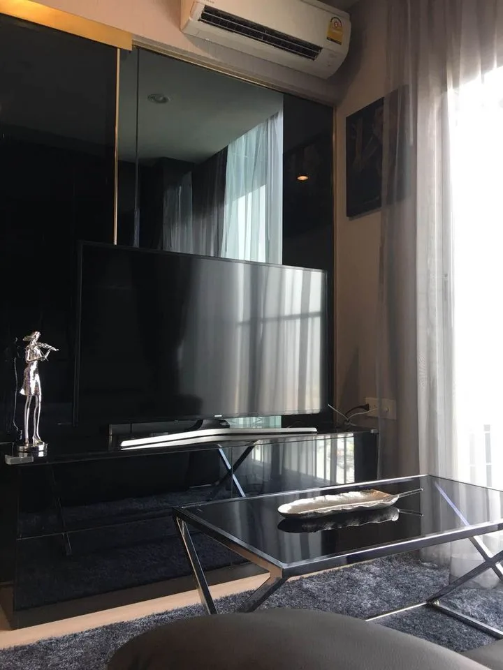 Noble Revolve Ratchada — photo 2