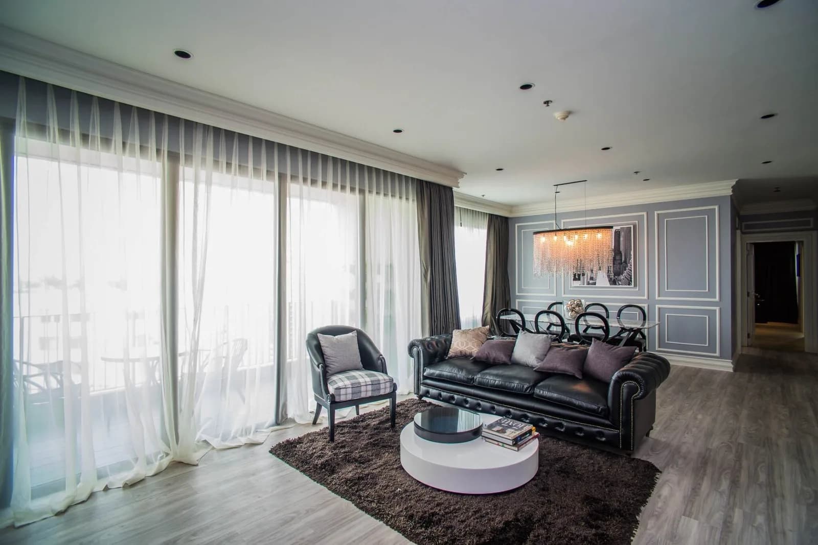 The Emporio Place — photo 4