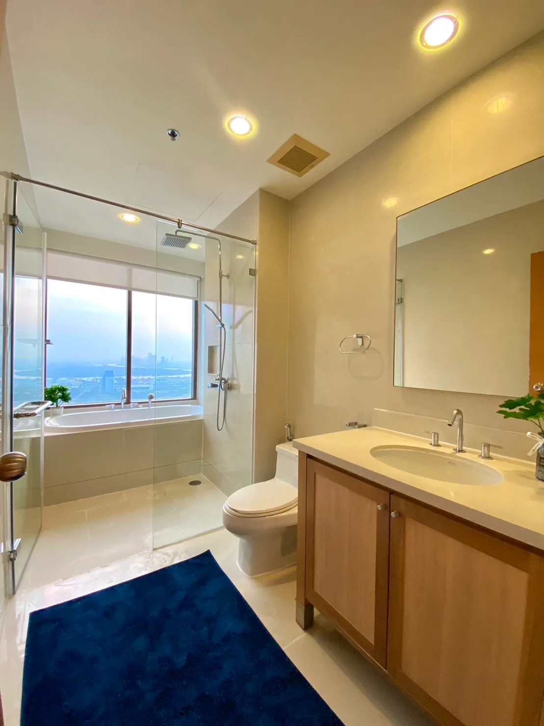 The Emporio Place — photo 11