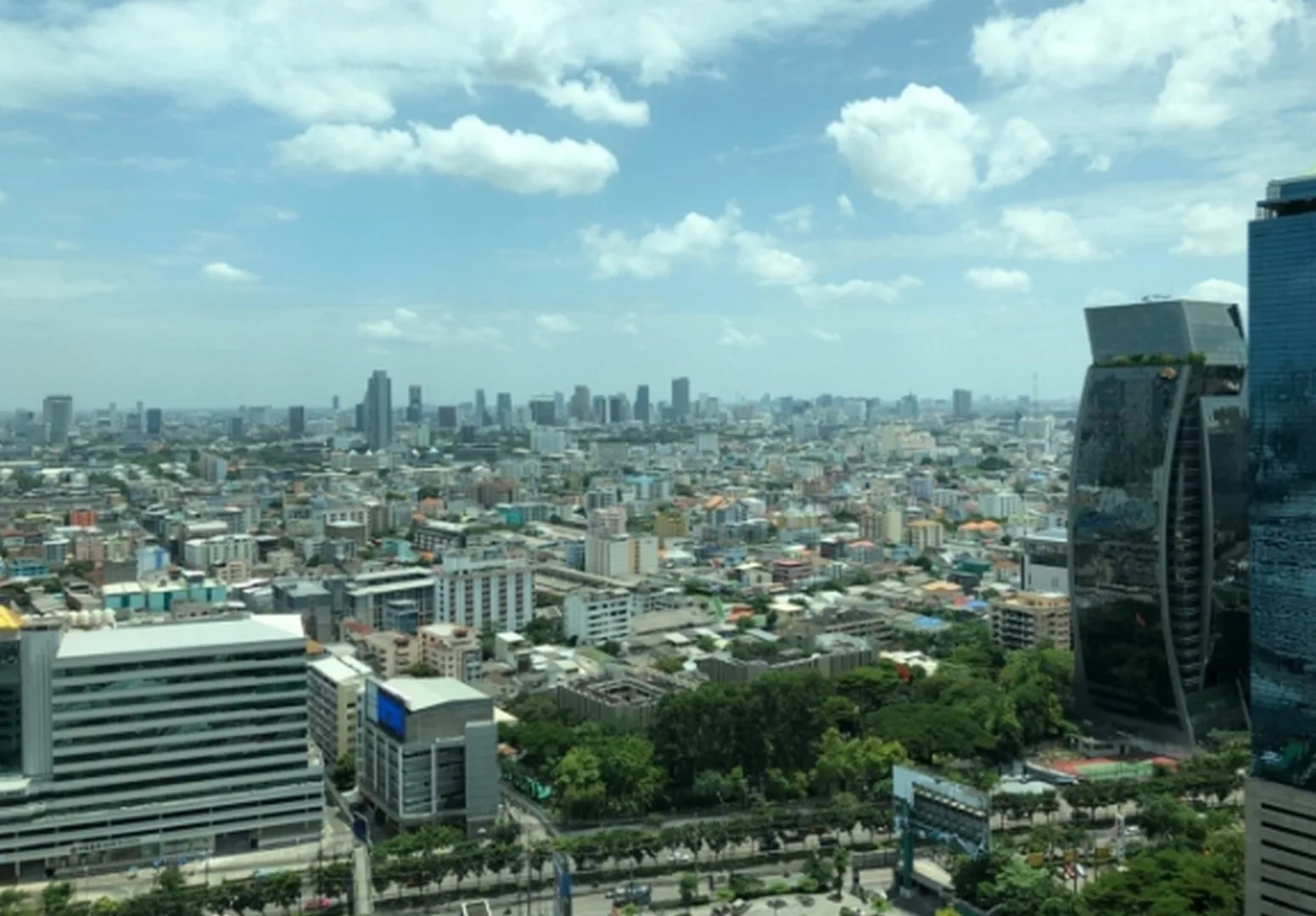 Belle Grand Rama 9 — photo 12