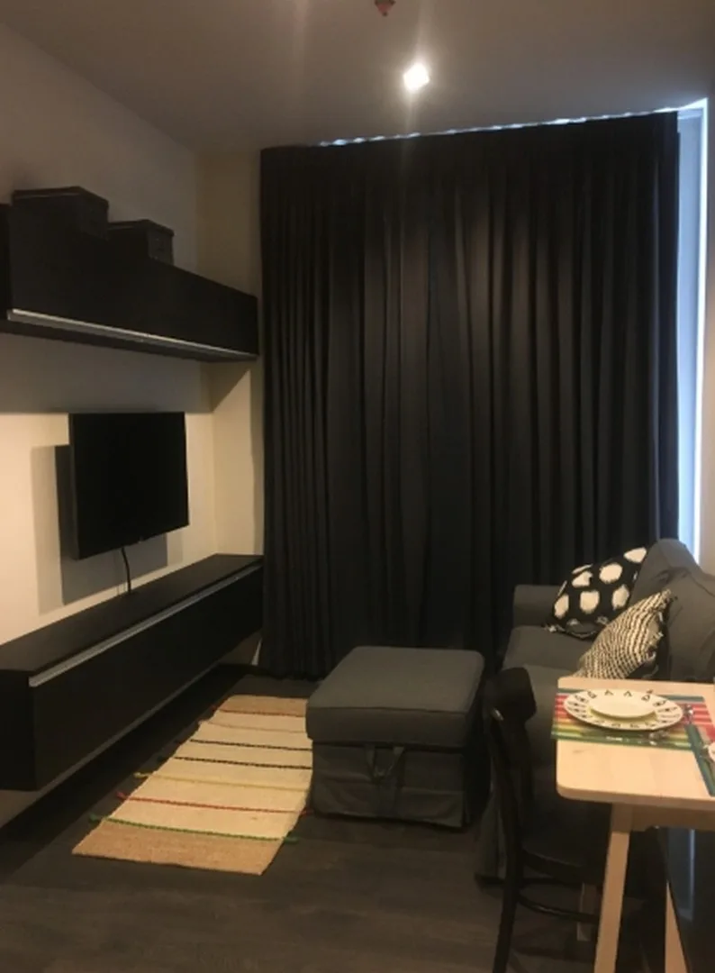 Edge Sukhumvit 23 — photo 2