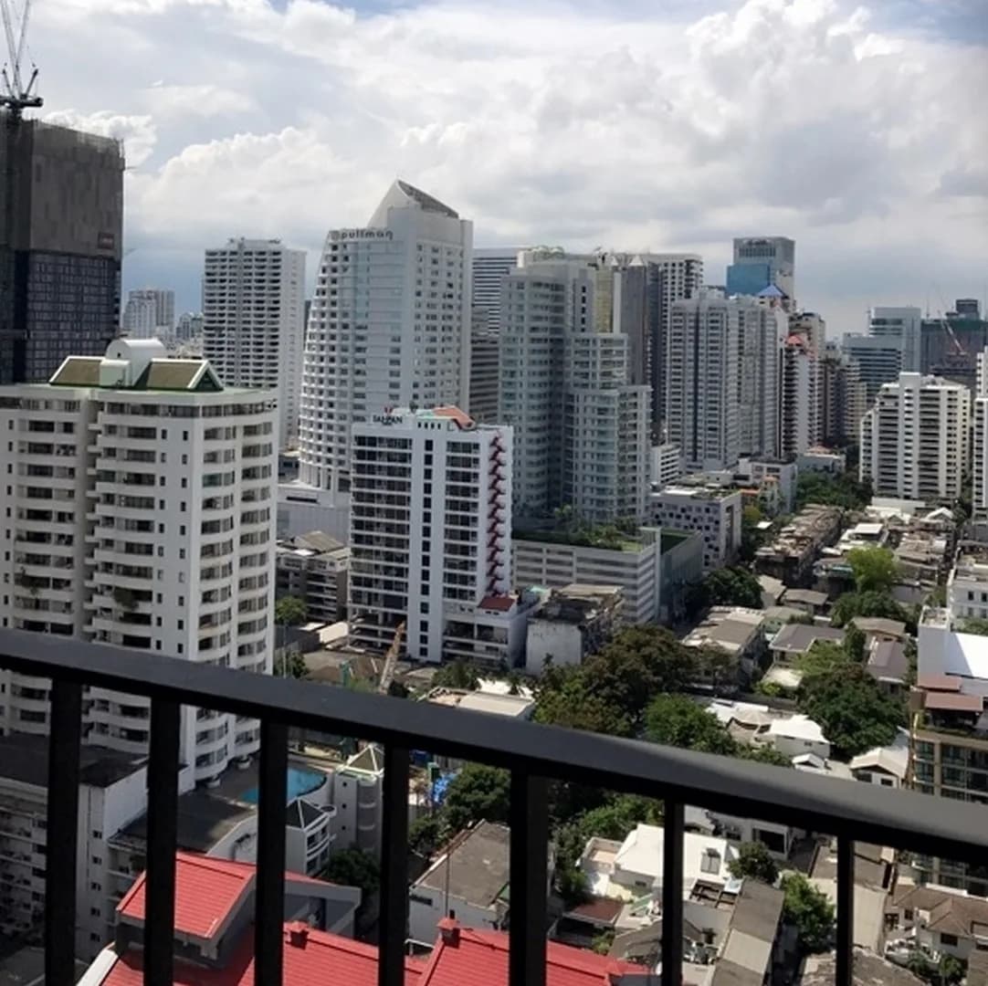 Edge Sukhumvit 23 — photo 8