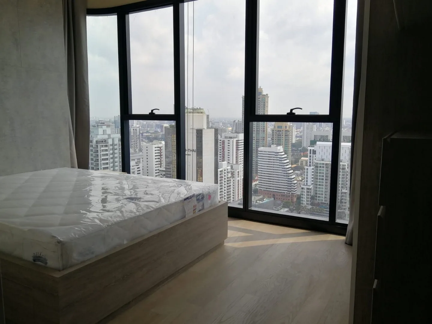 Ashton Asoke — photo 4