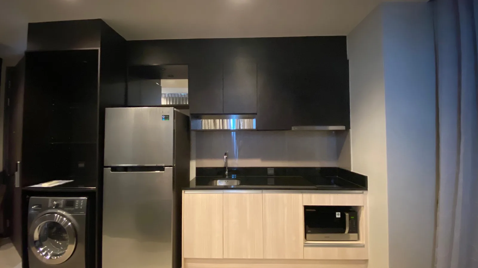 Edge Sukhumvit 23 — photo 10