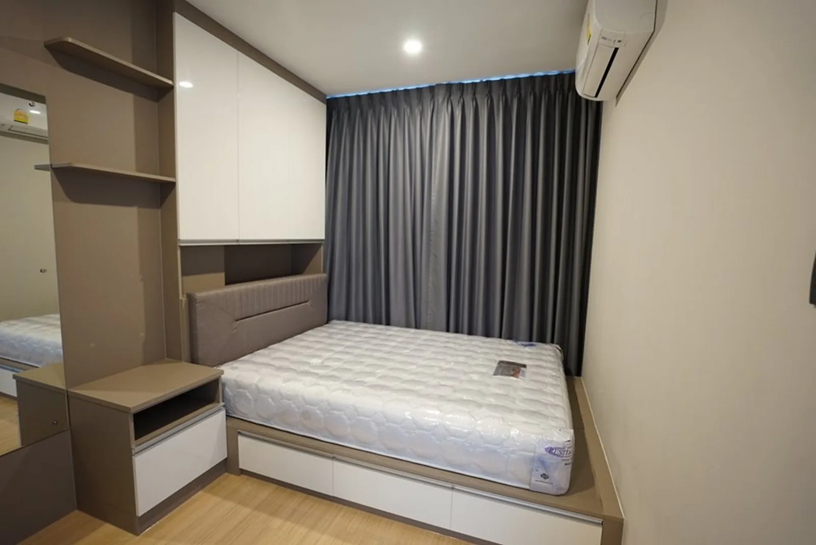 Lumpini Suite Phetchaburi - Makkasan — photo 9