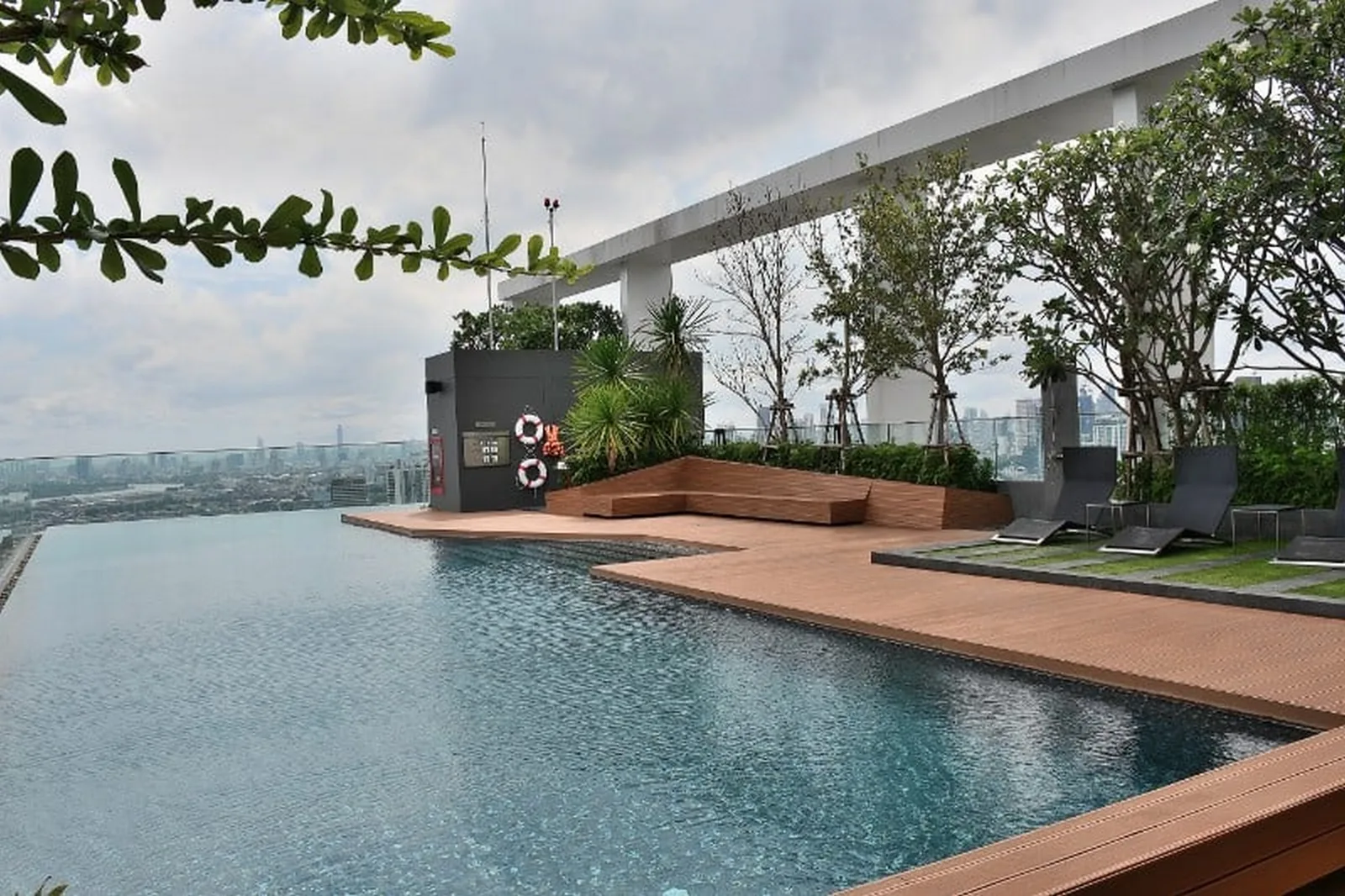 Life Sukhumvit 48 — photo 11