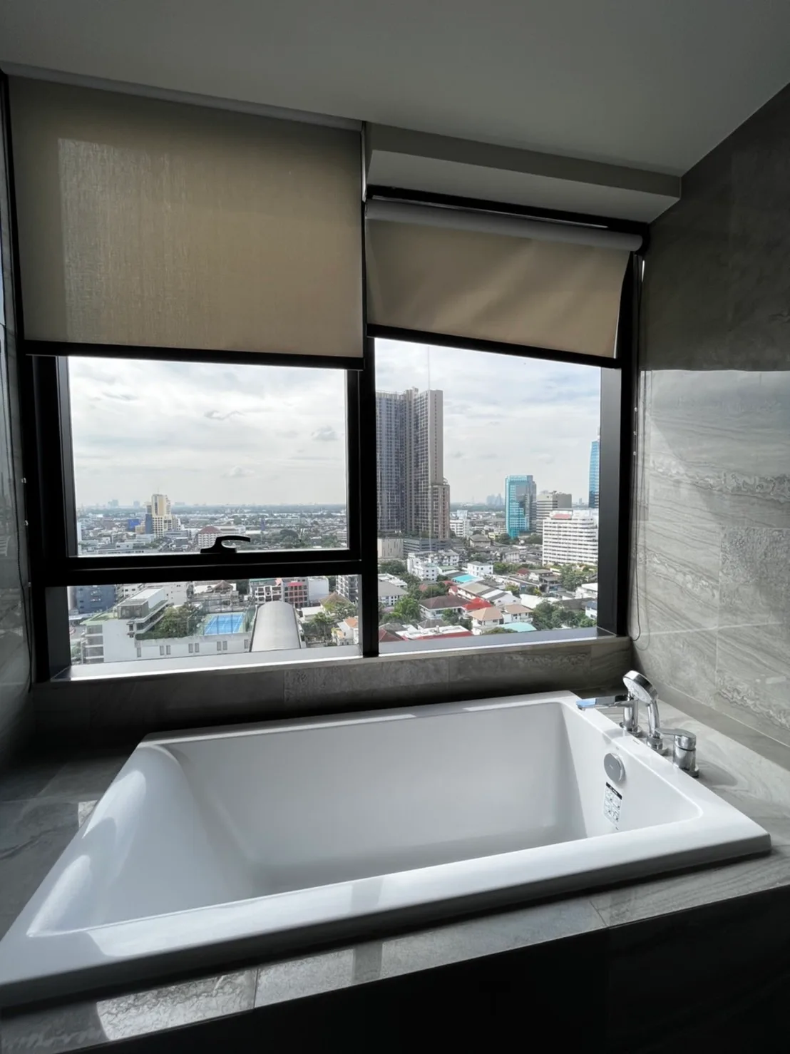 Ideo Q Sukhumvit 36 — photo 11