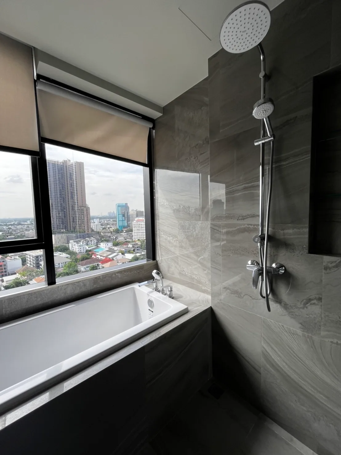 Ideo Q Sukhumvit 36 — photo 10