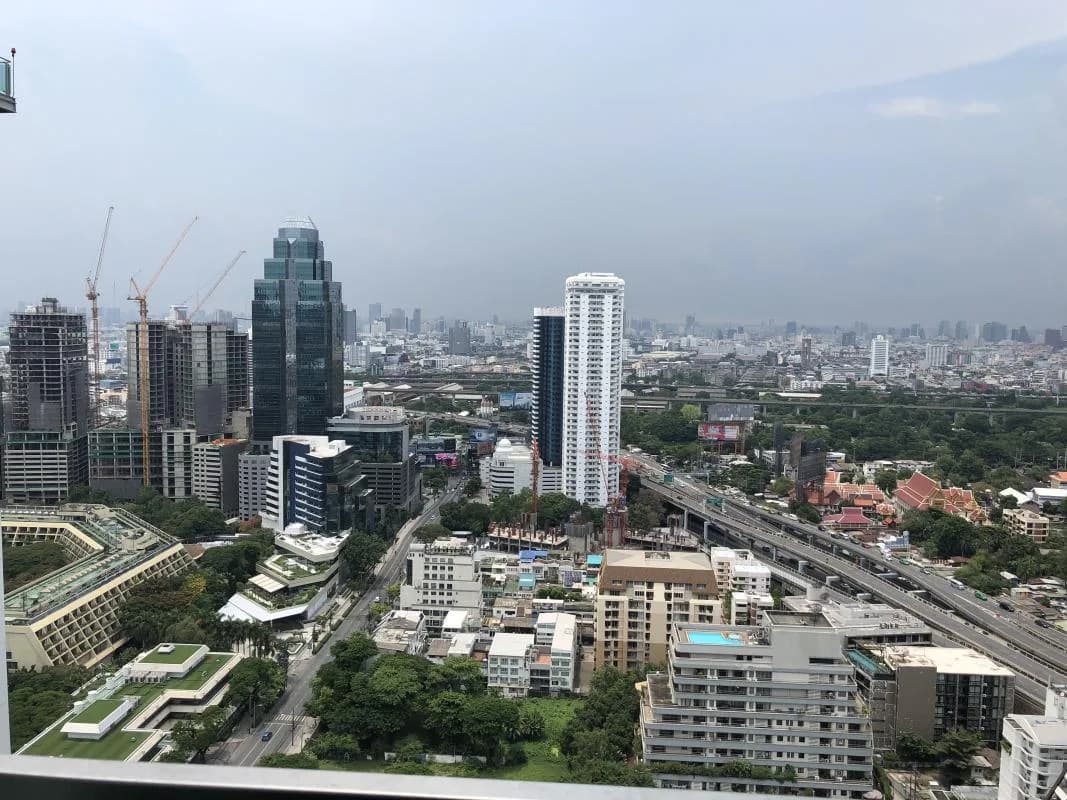 Noble Ploenchit — photo 15