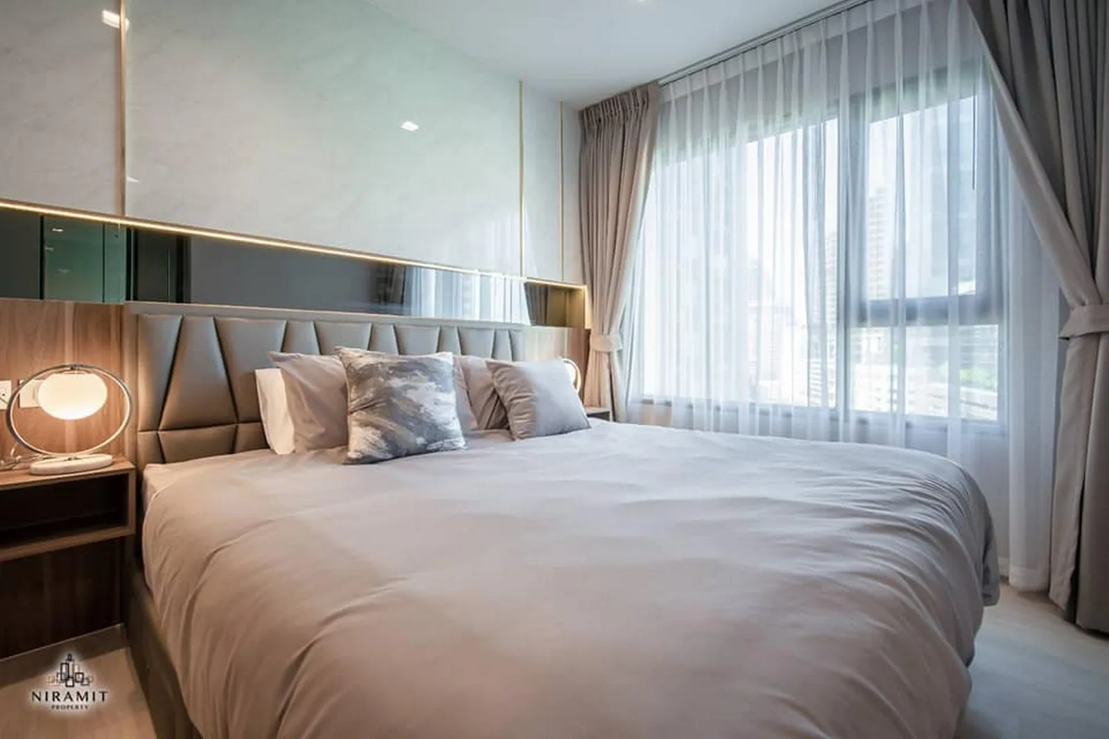 Edge Sukhumvit 23 — photo 3